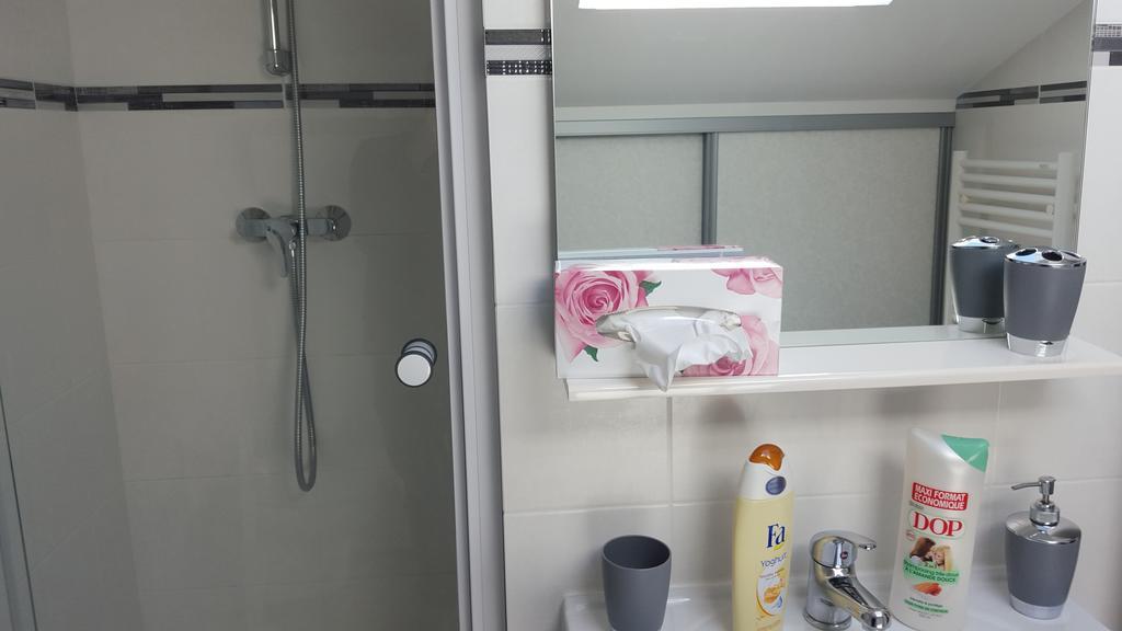Appartements Au Cros De Cagnes Esterno foto