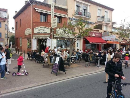 Appartements Au Cros De Cagnes Esterno foto